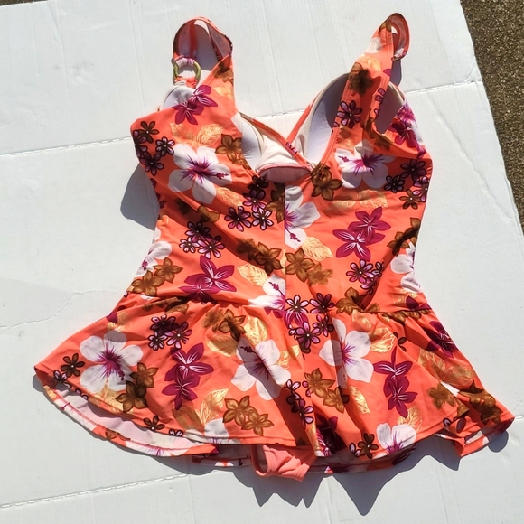 Beach Bay Woman coral One-piece Bathing suit size 24W - Picture 2 of 4